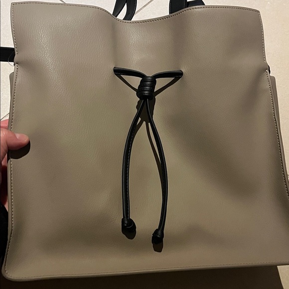 Von Holzhausen Made in Italy Elegant Beige Tote bagwith black strap & drawstring - Picture 11 of 16